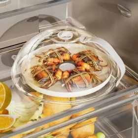 Close-up of adjustable steam vent on microwave food cover – reusable food cover KSA